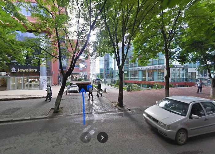 Laiola * تيرانا